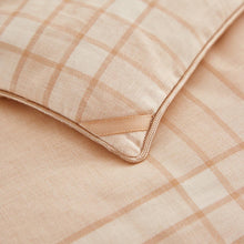 Load image into Gallery viewer, Premium Upgraded Non-Vacuum Bed Quilt All Seasons 100% Cotton Filled Comforter (Plaid)